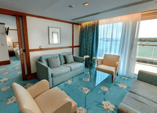 Fred Olsen Cruise Lines, Balmoral, Owner's Suite.png